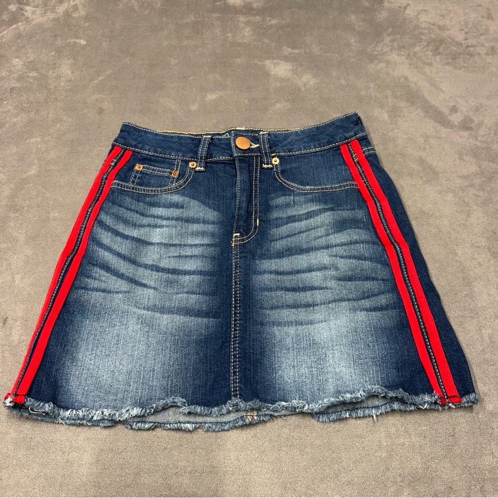 NO boundaries Denim Mini Skirt with Red side stripes mid rise women’s 7 Y2K